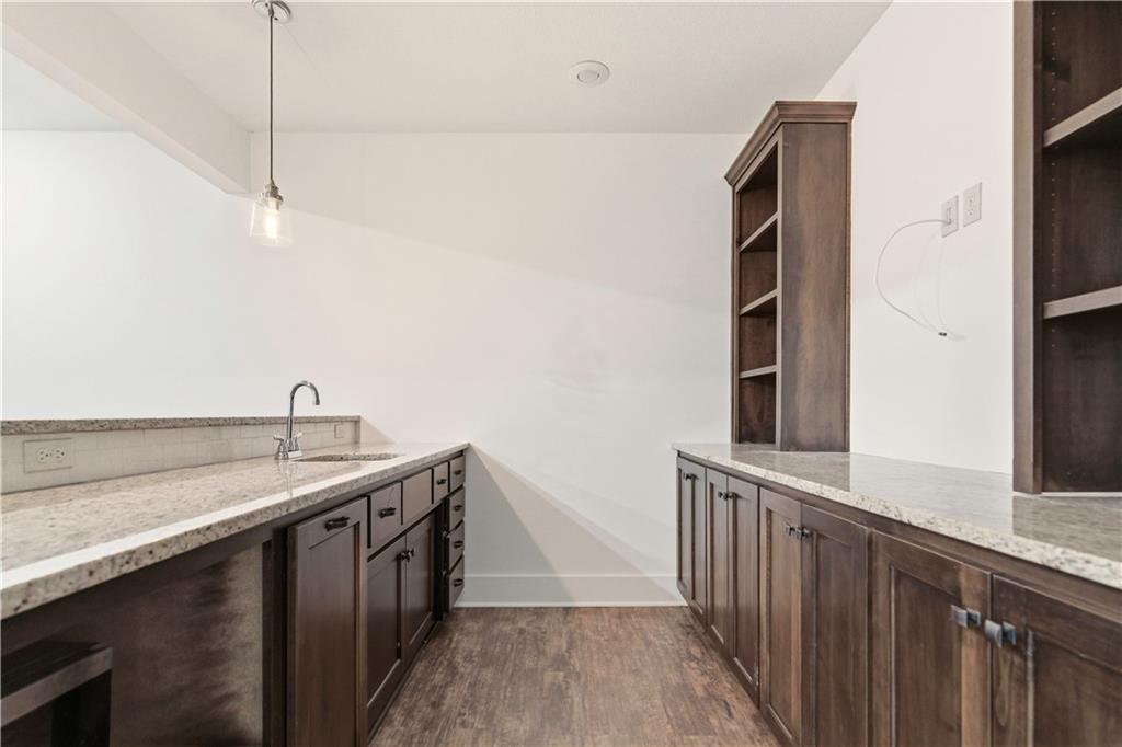 9903 W 152nd Terrace