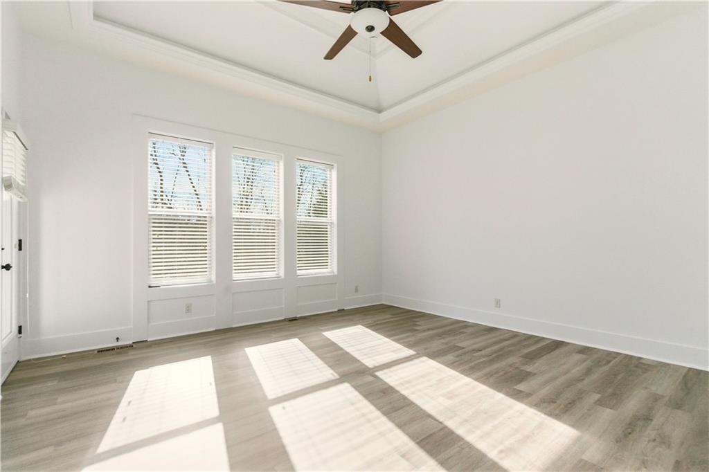 9903 W 152nd Terrace