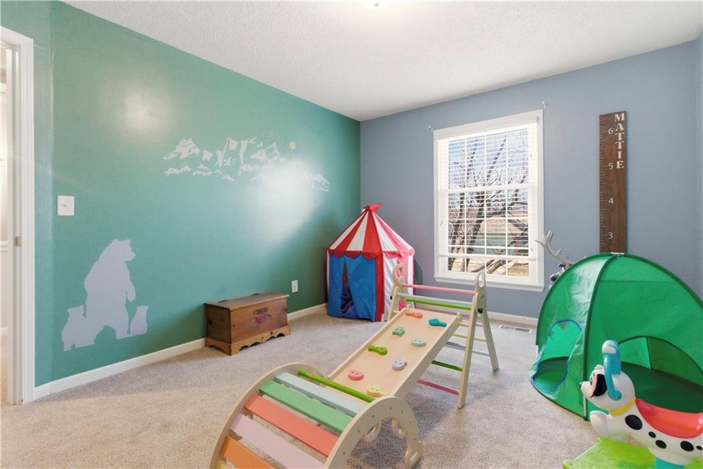 1701 E Sheridan Bridge Lane