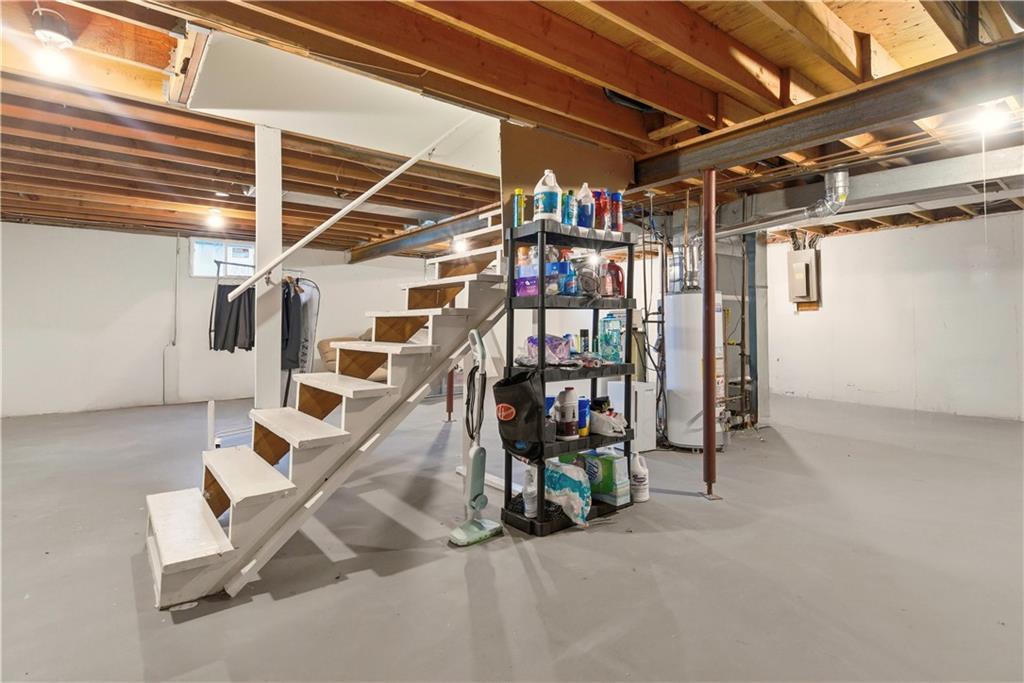 1701 E Sheridan Bridge Lane