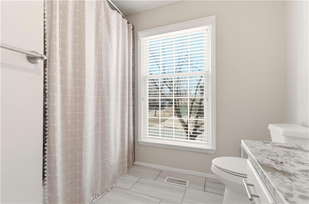 1701 E Sheridan Bridge Lane