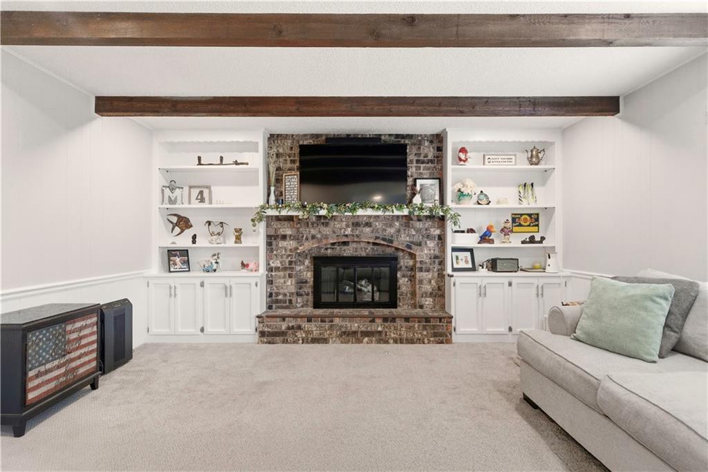 1701 E Sheridan Bridge Lane