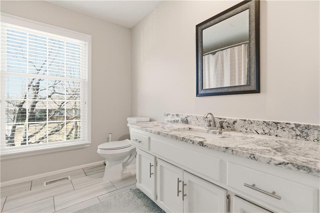 1701 E Sheridan Bridge Lane