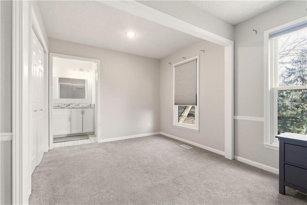 1701 E Sheridan Bridge Lane