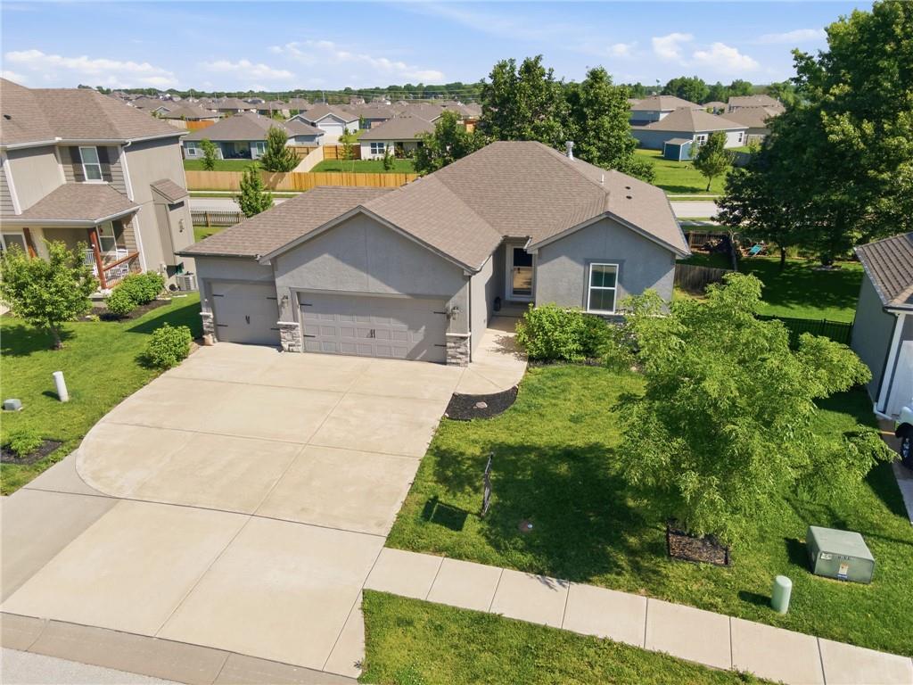 605 SE Colonial Drive