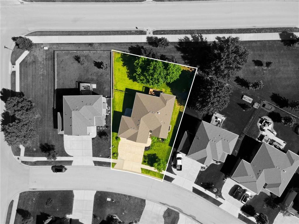 605 SE Colonial Drive