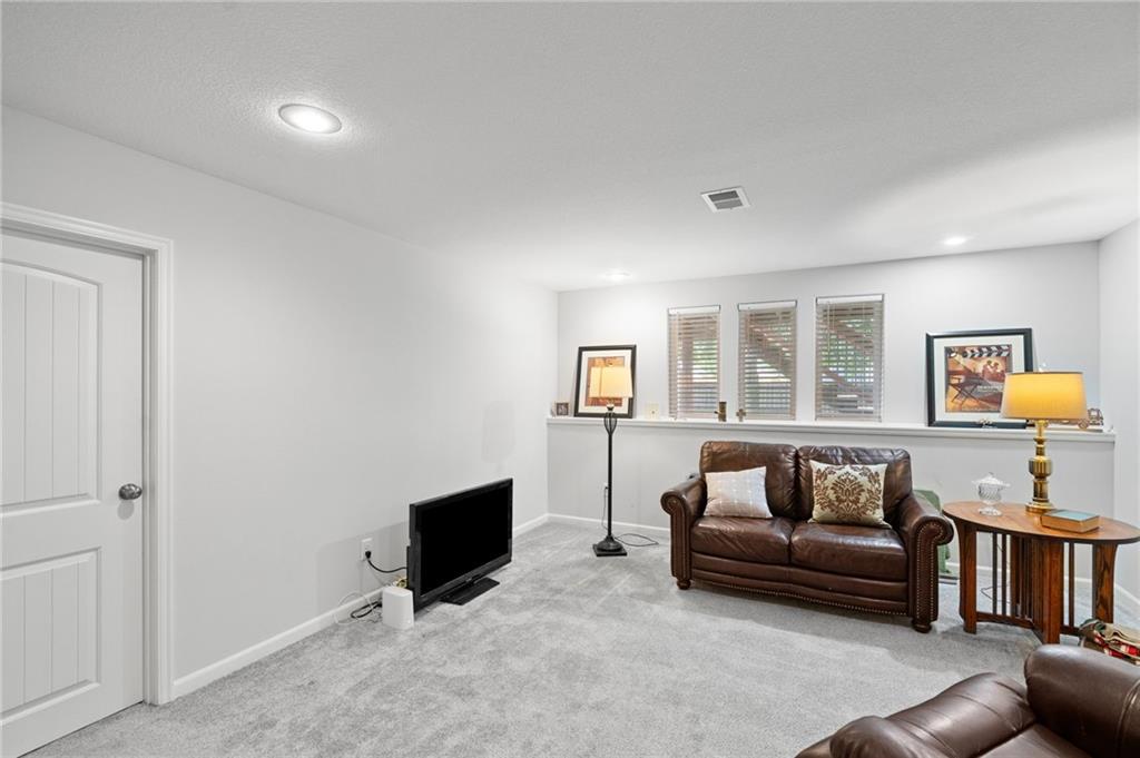 605 SE Colonial Drive