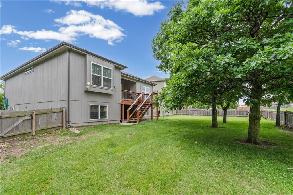 605 SE Colonial Drive