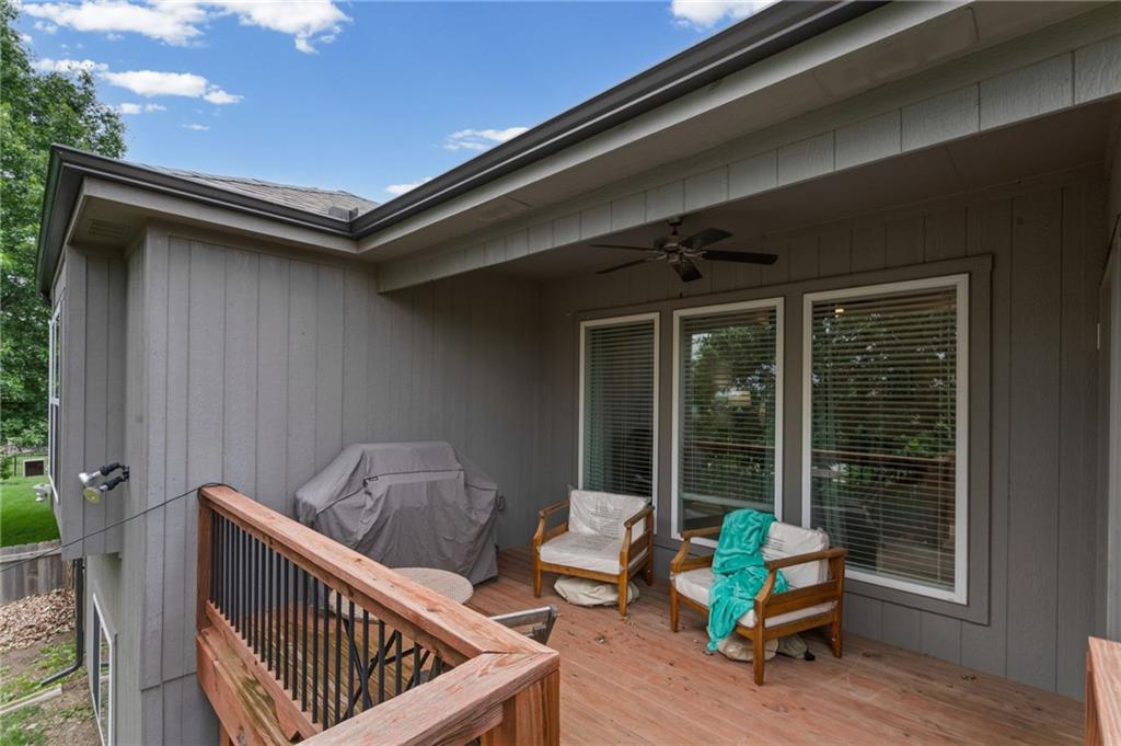 605 SE Colonial Drive