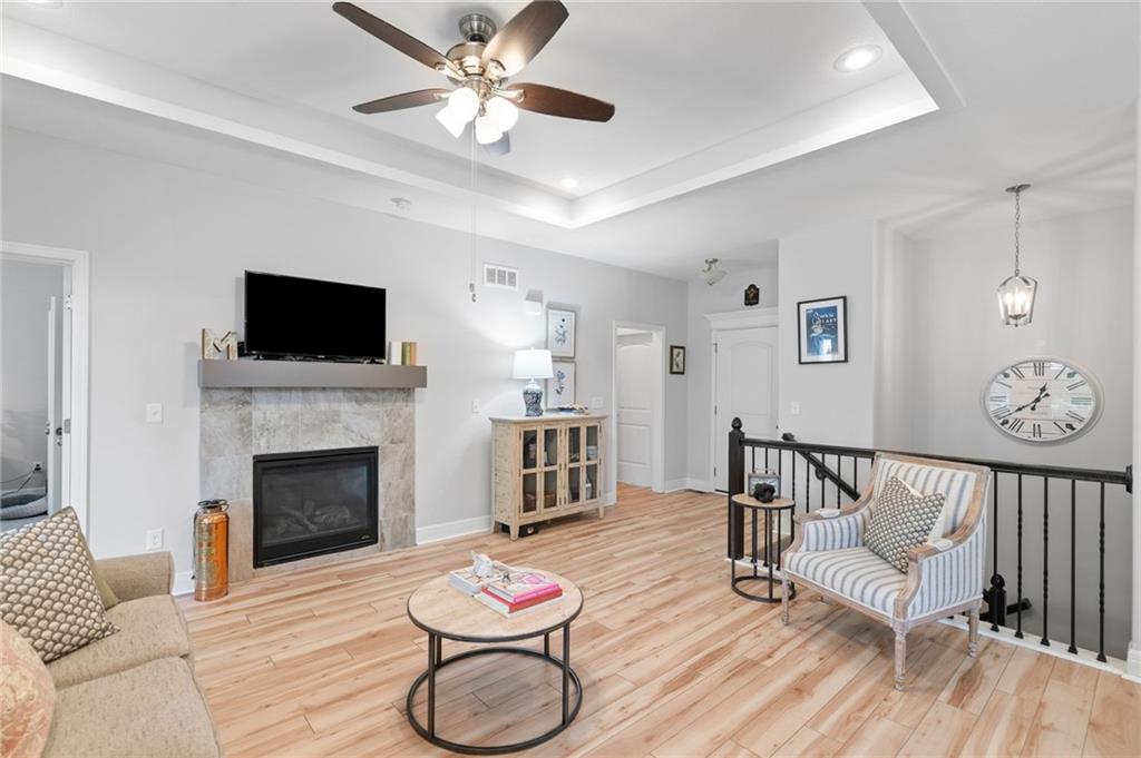 605 SE Colonial Drive