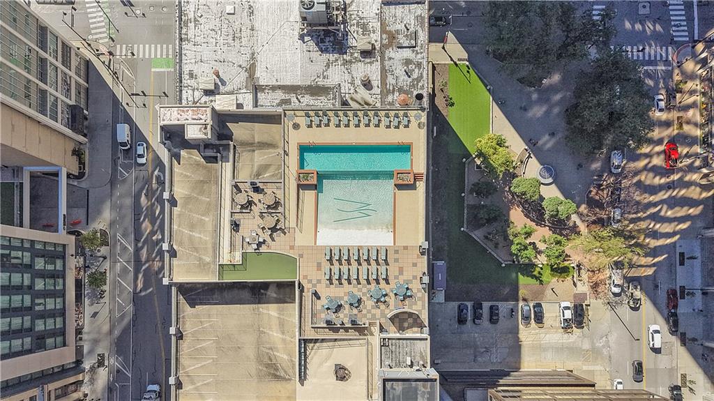 1101 Walnut Street Unit: 1801