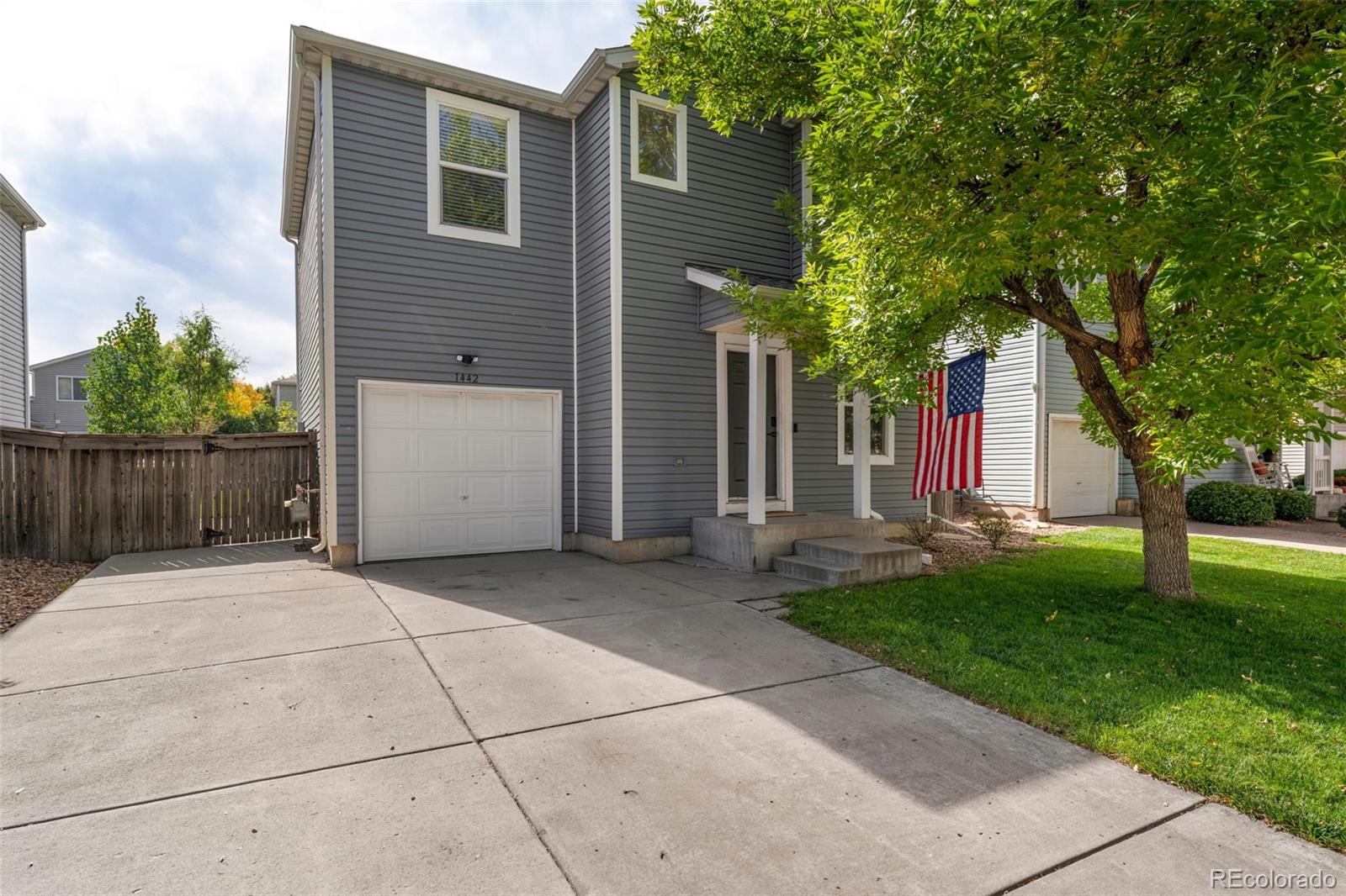 1442 Hummingbird Circle