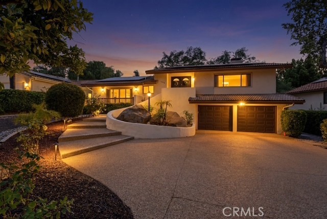 10658 Meadow Glen E