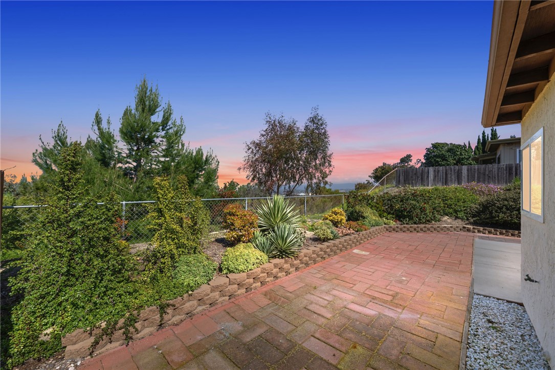 1376 Temple Heights Drive