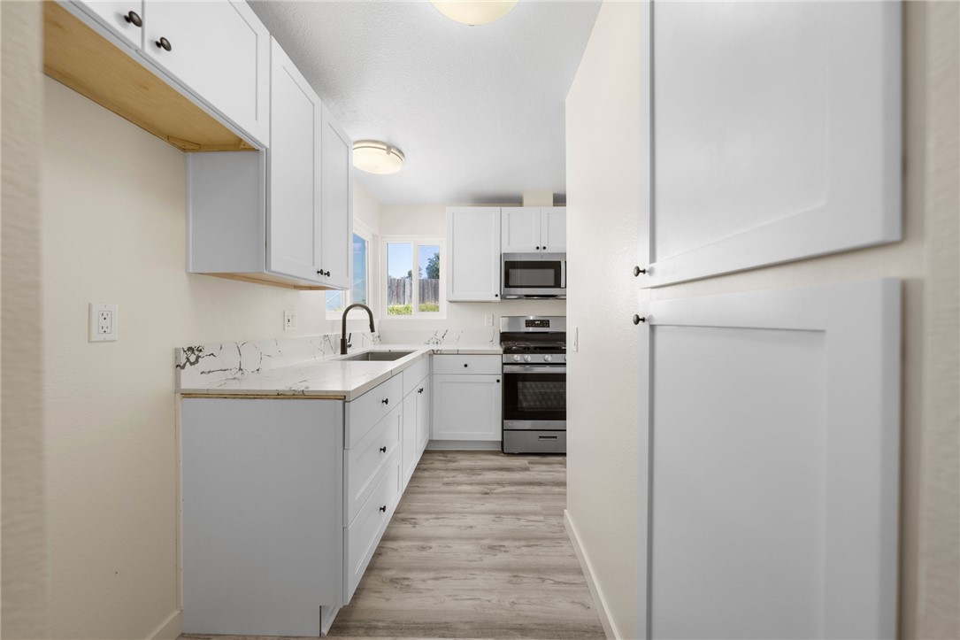 1376 Temple Heights Drive