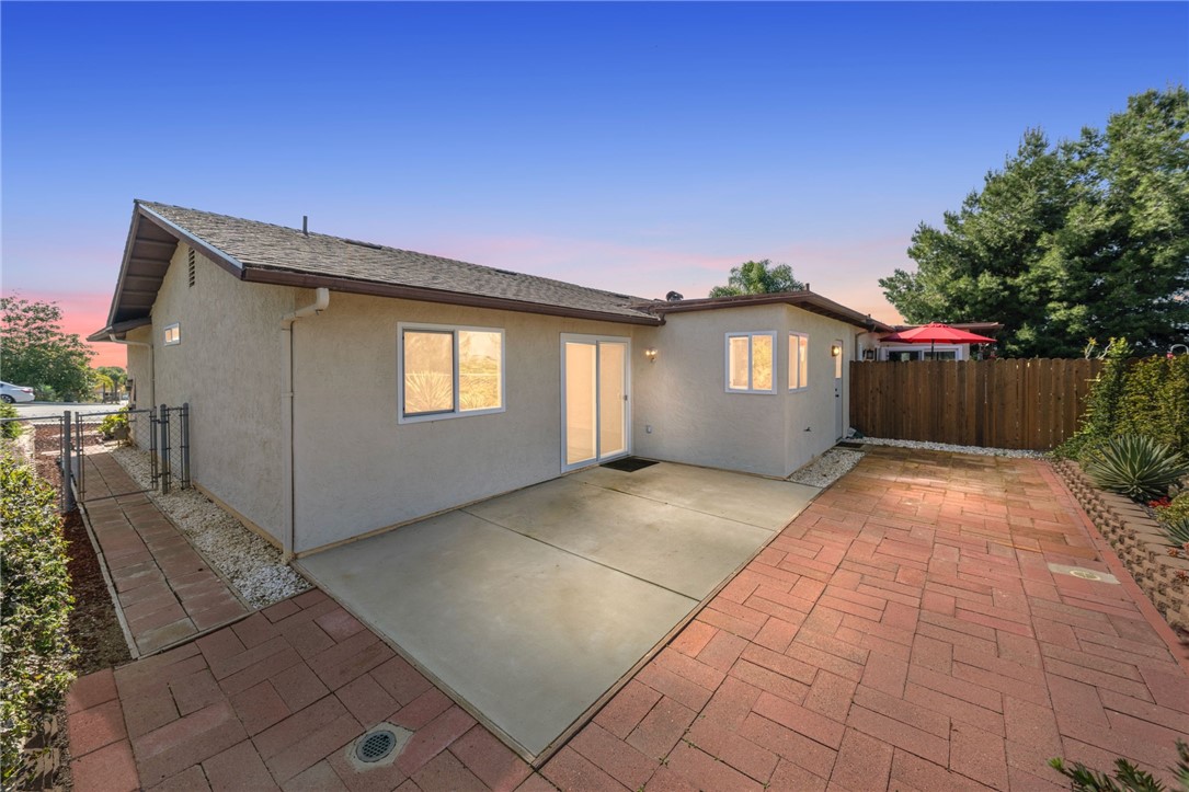 1376 Temple Heights Drive