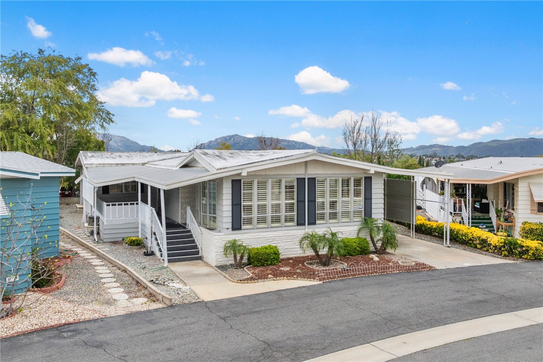 31130 S General Kearny Road 119