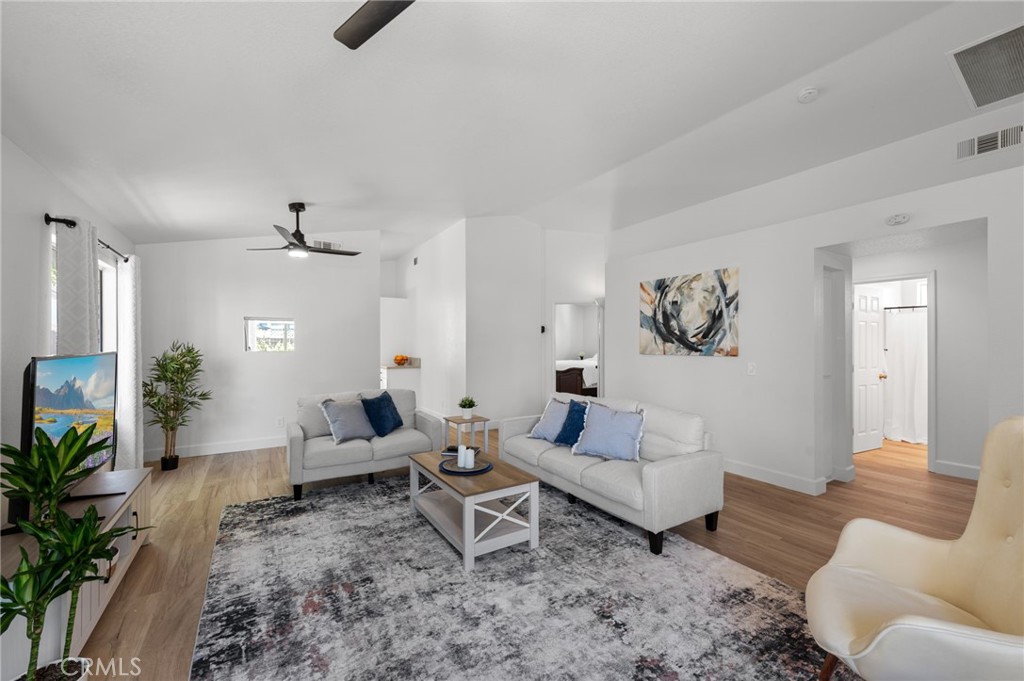 32989 Rossman Circle