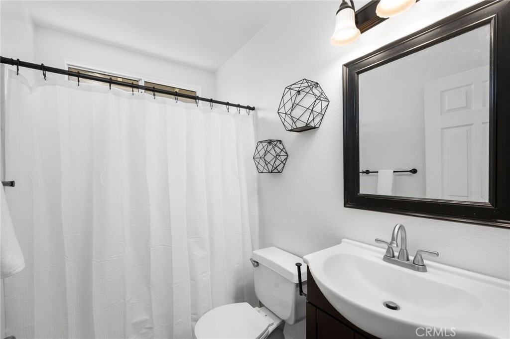 32989 Rossman Circle