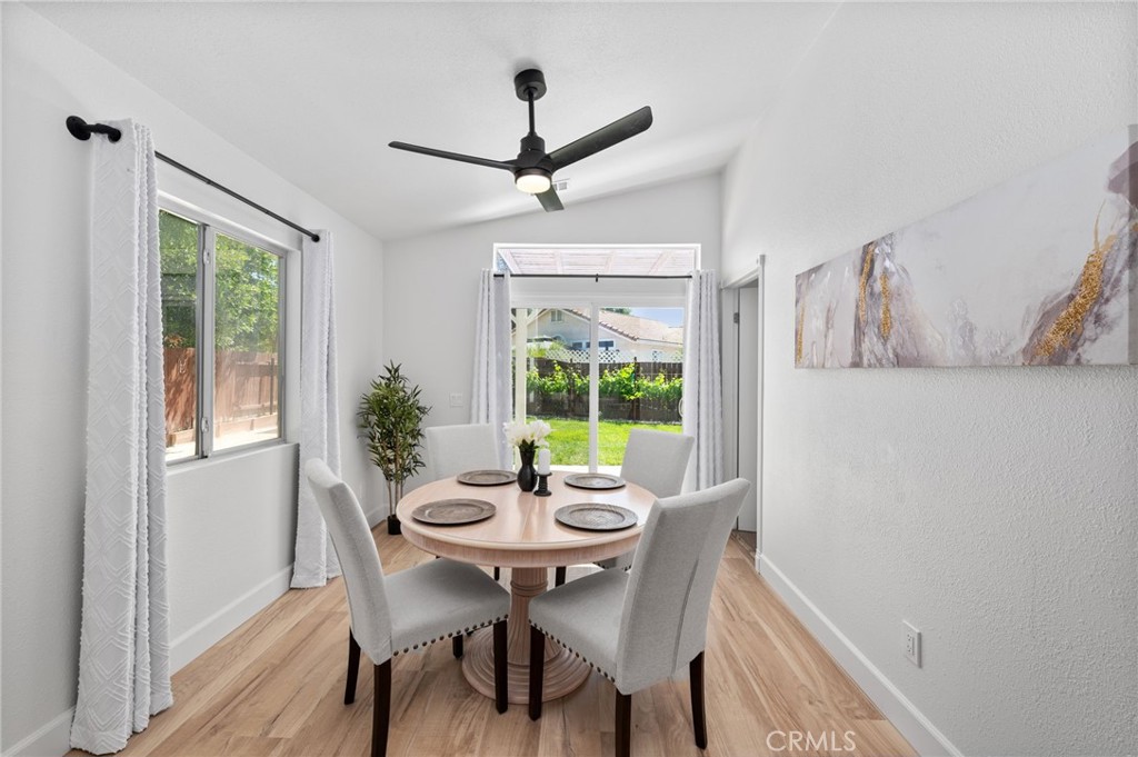 32989 Rossman Circle