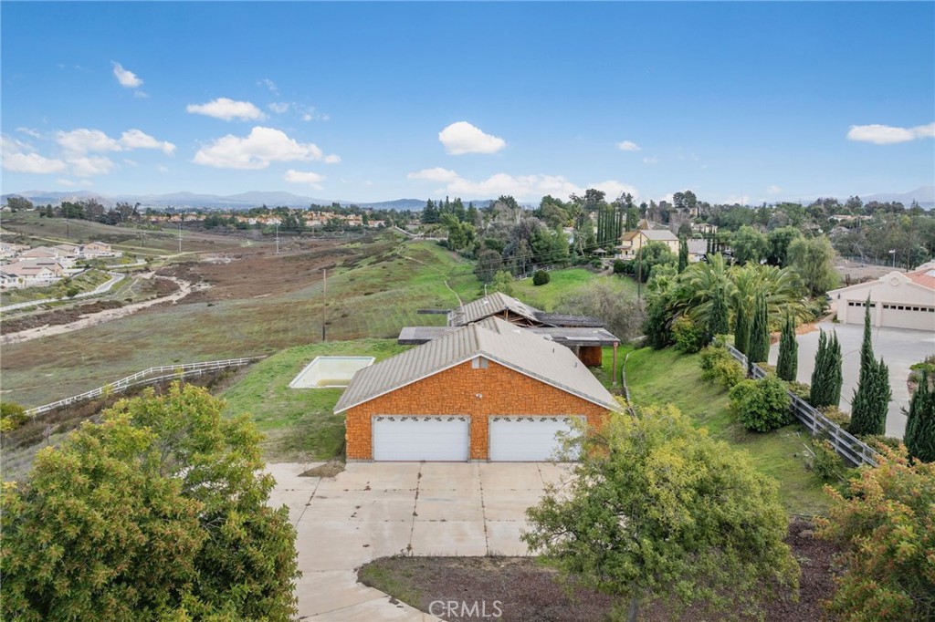 40165 Paseo Sereno