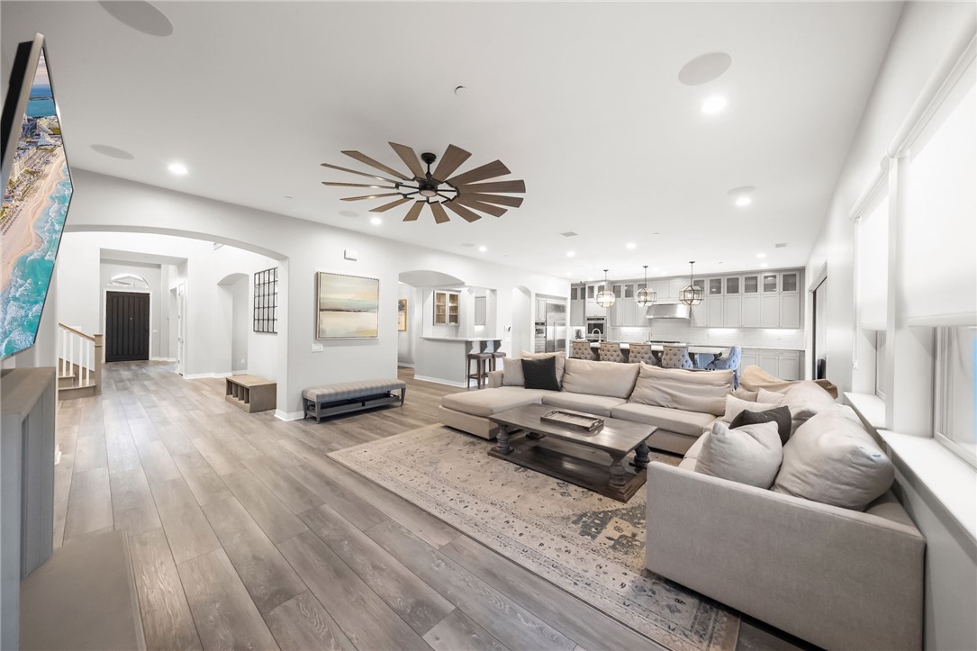 41779 Knoll Vista Lane
