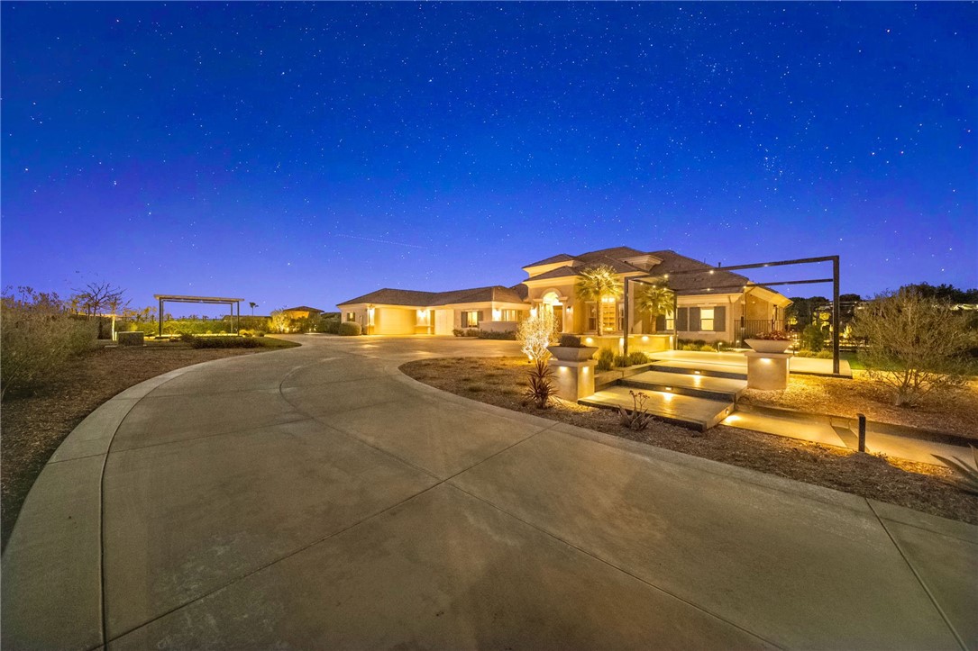 41779 Knoll Vista Lane