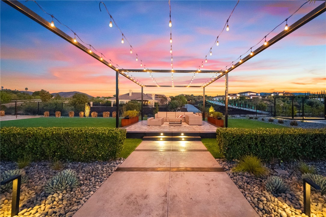 41779 Knoll Vista Lane