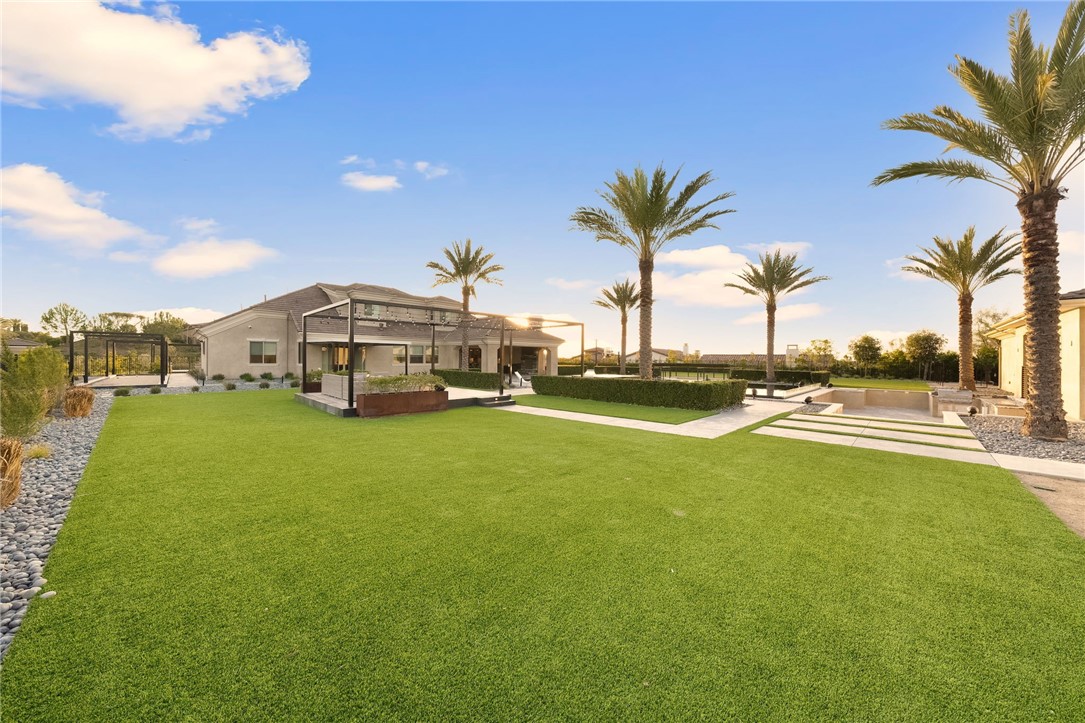 41779 Knoll Vista Lane