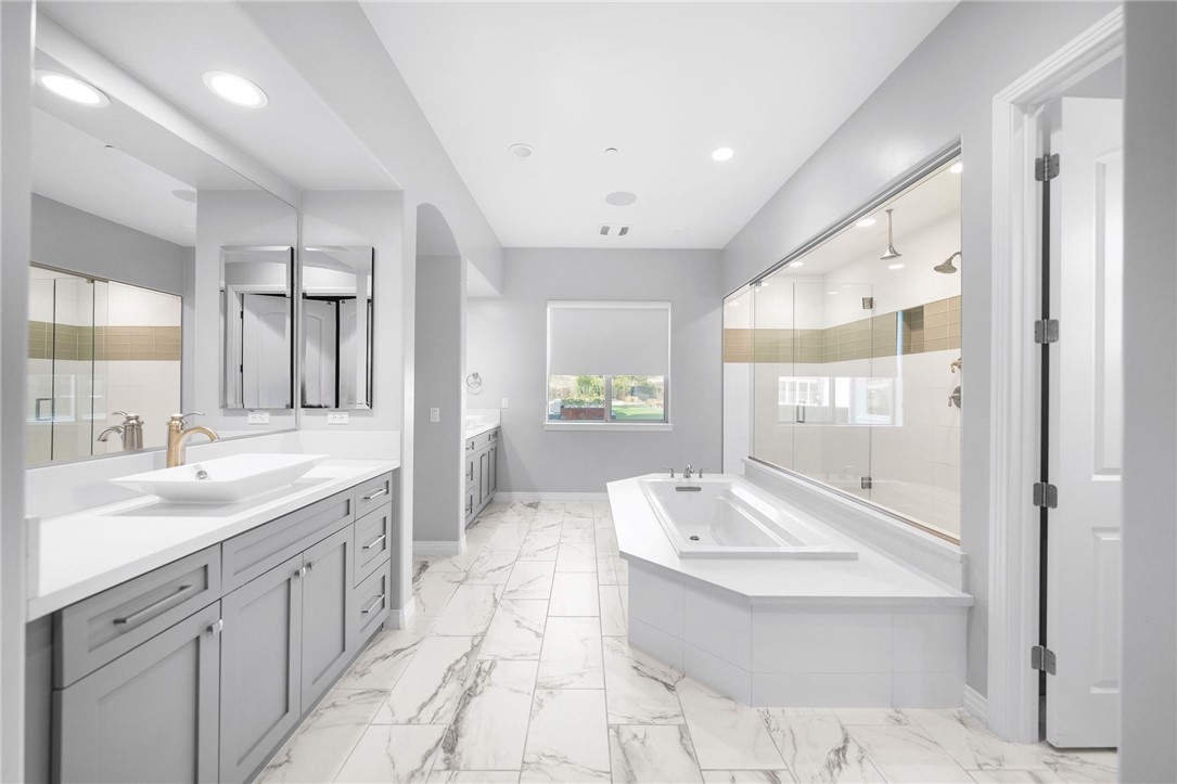 41779 Knoll Vista Lane