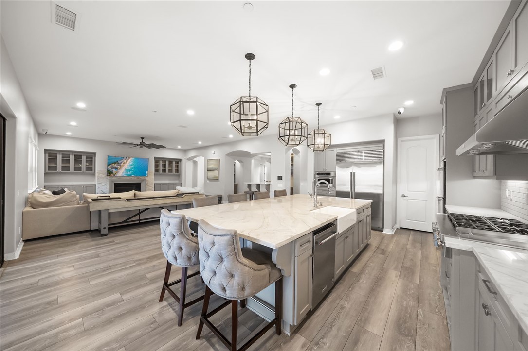 41779 Knoll Vista Lane