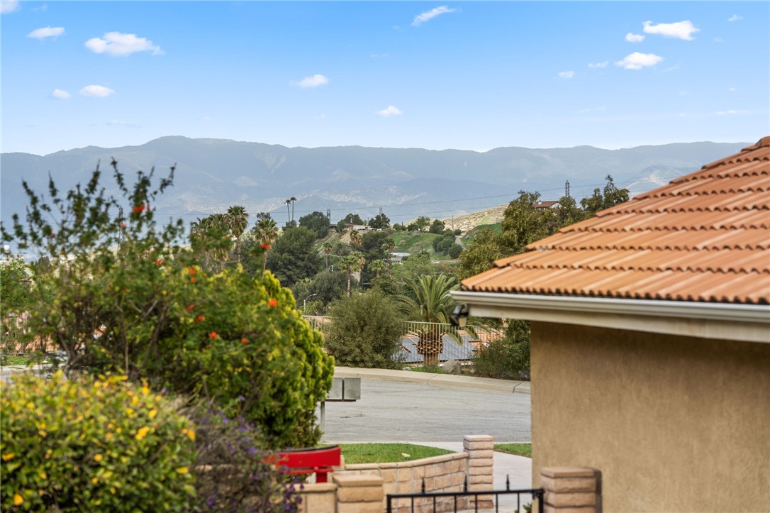 2430 Trail Court