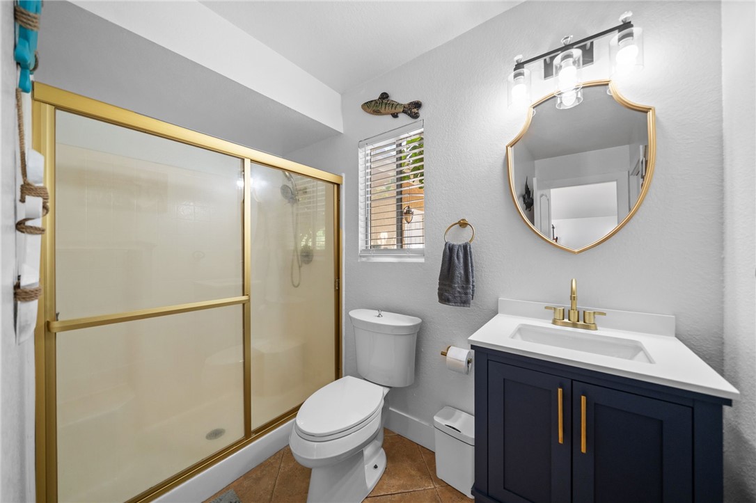 2430 Trail Court