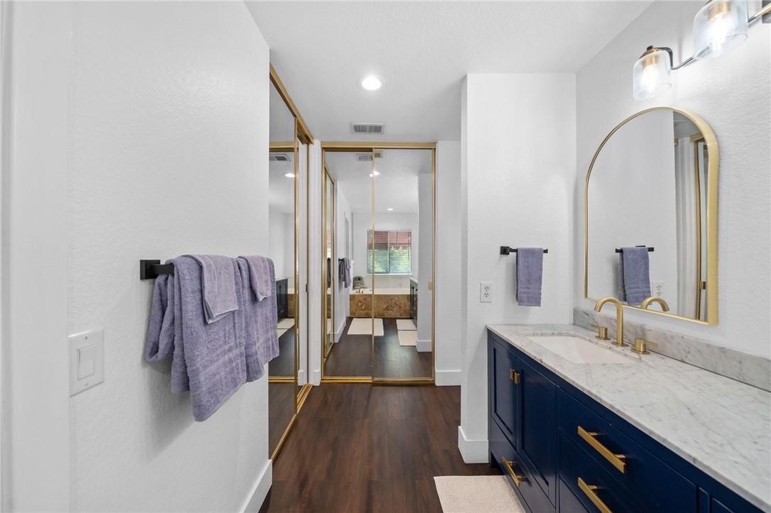 2430 Trail Court