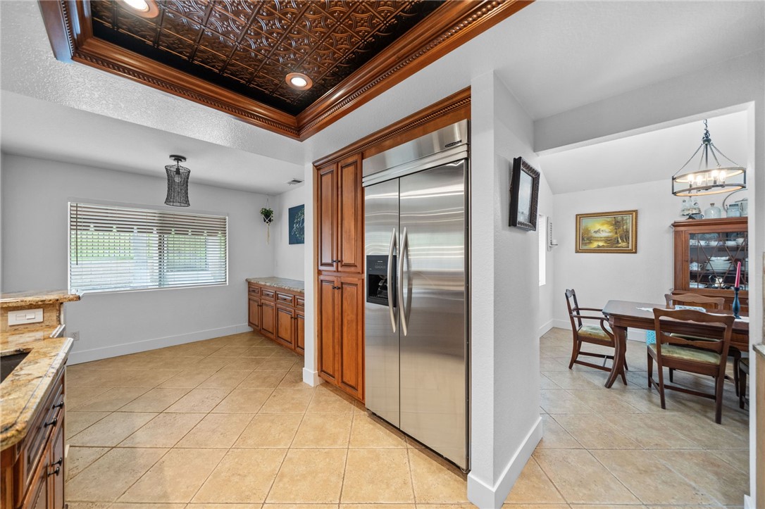 2430 Trail Court