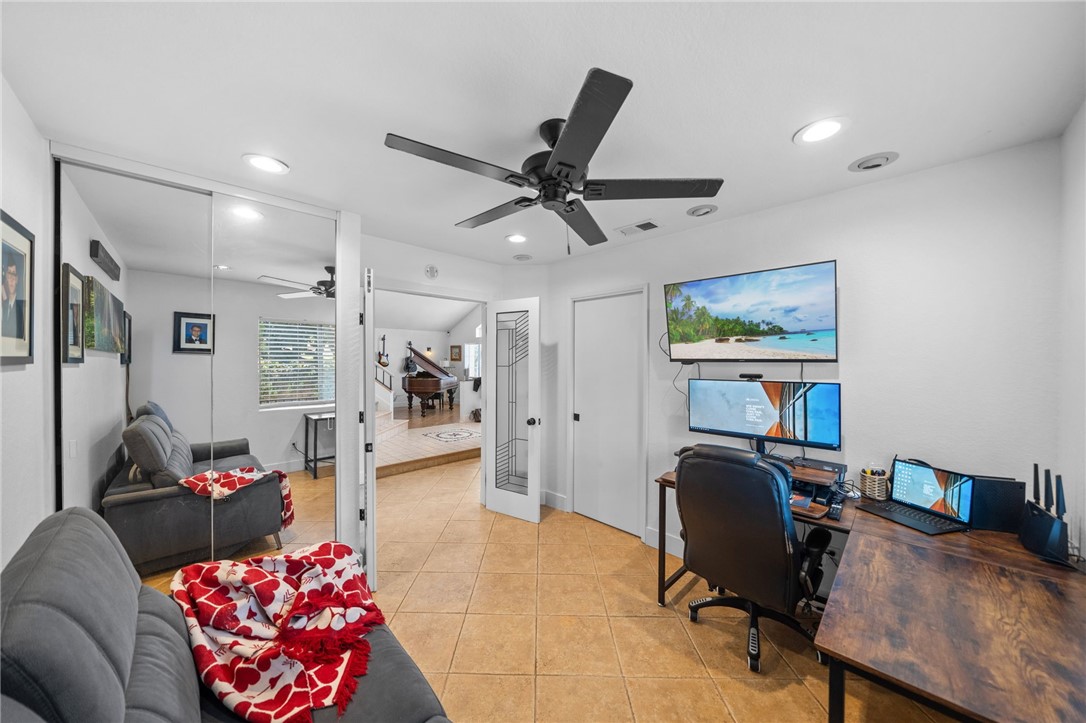 2430 Trail Court
