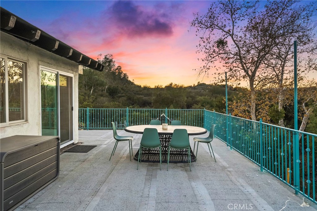 44310 Calle Bernardo