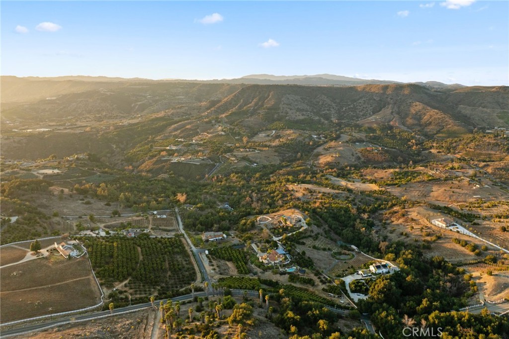 44310 Calle Bernardo