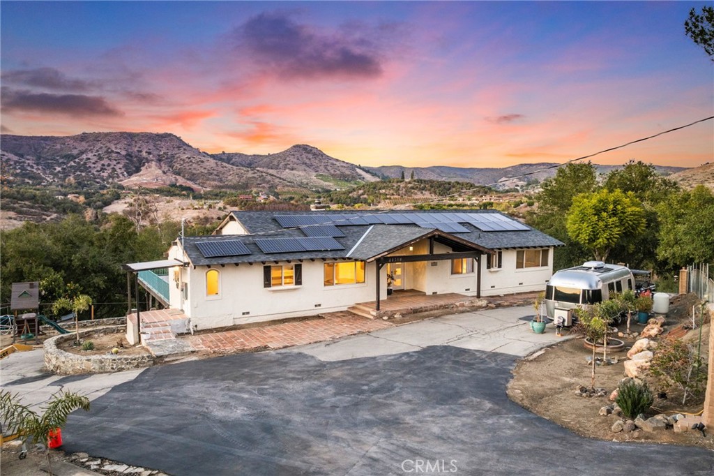 44310 Calle Bernardo