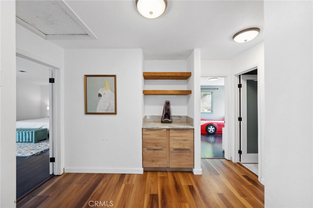 44310 Calle Bernardo