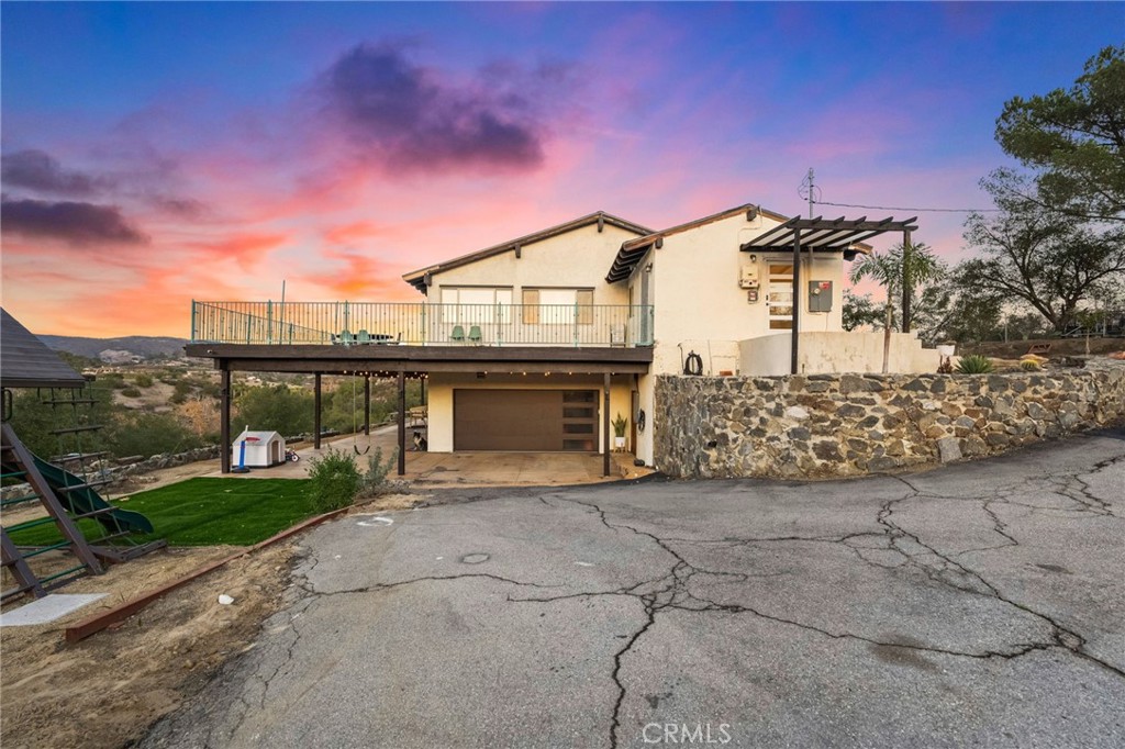 44310 Calle Bernardo