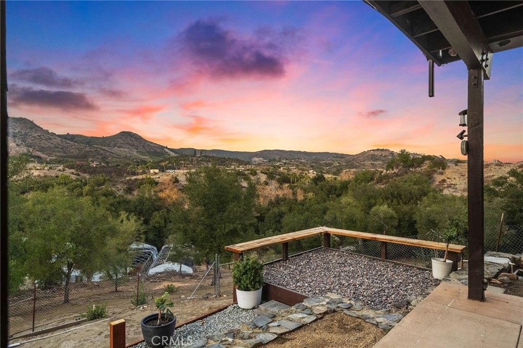 44310 Calle Bernardo