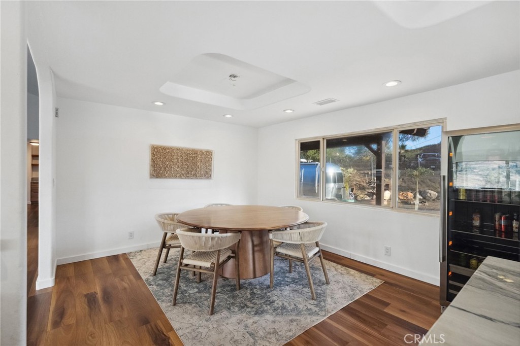 44310 Calle Bernardo