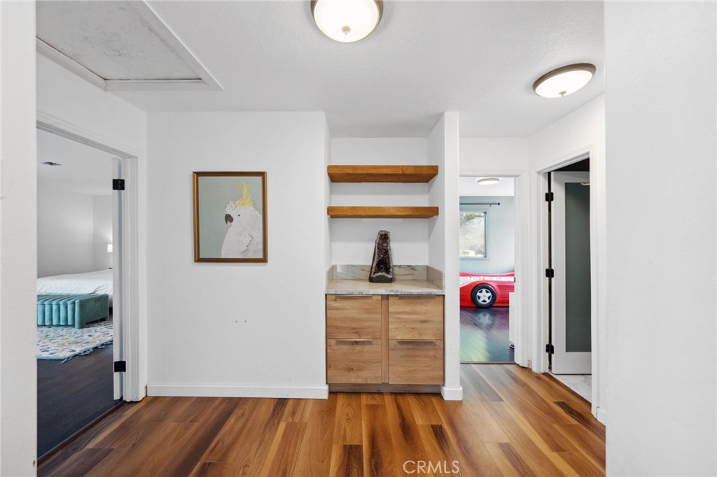 44310 Calle Bernardo