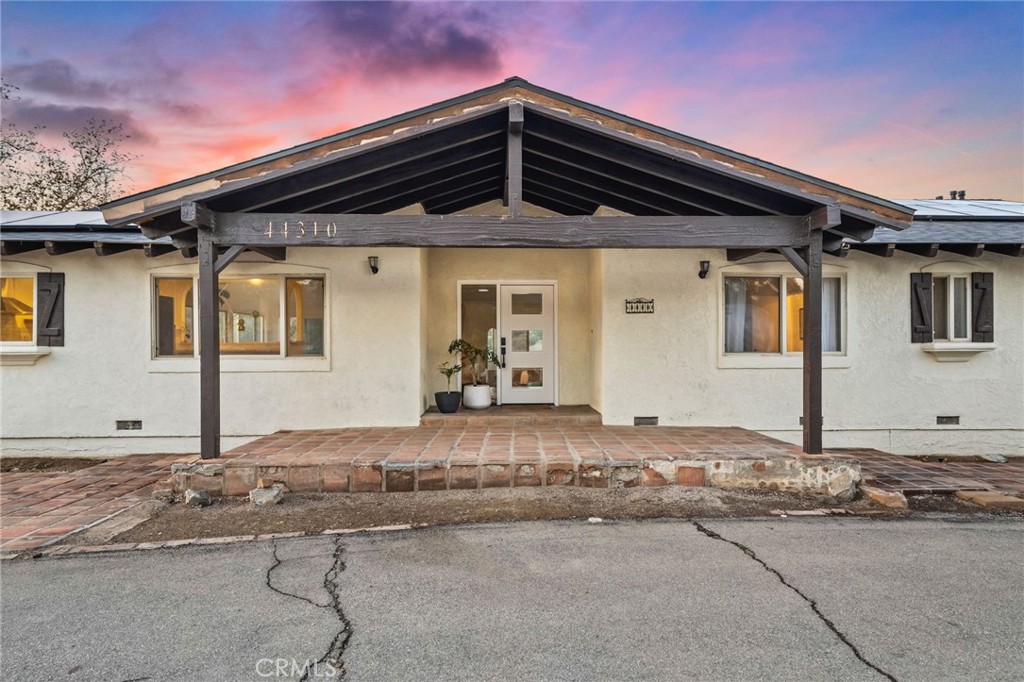 44310 Calle Bernardo