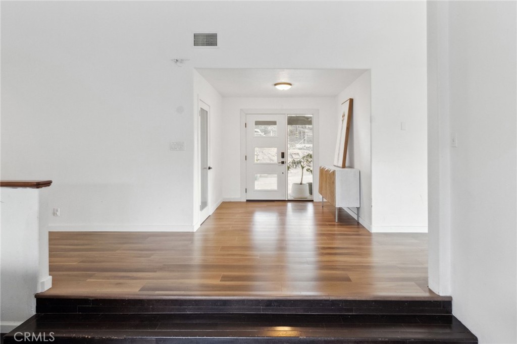 44310 Calle Bernardo