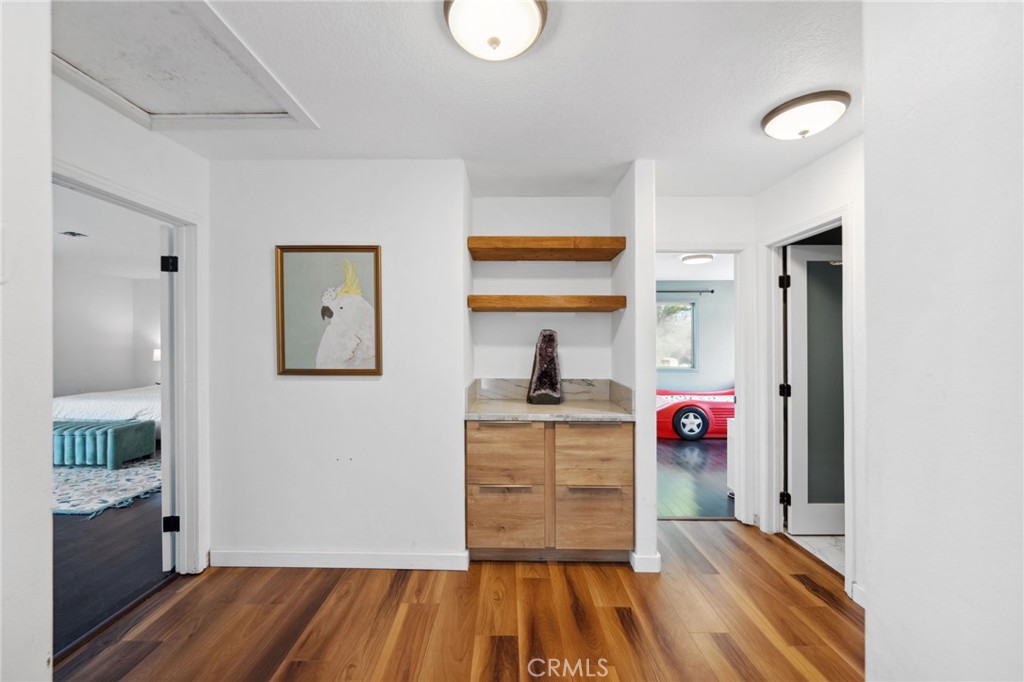 44310 Calle Bernardo