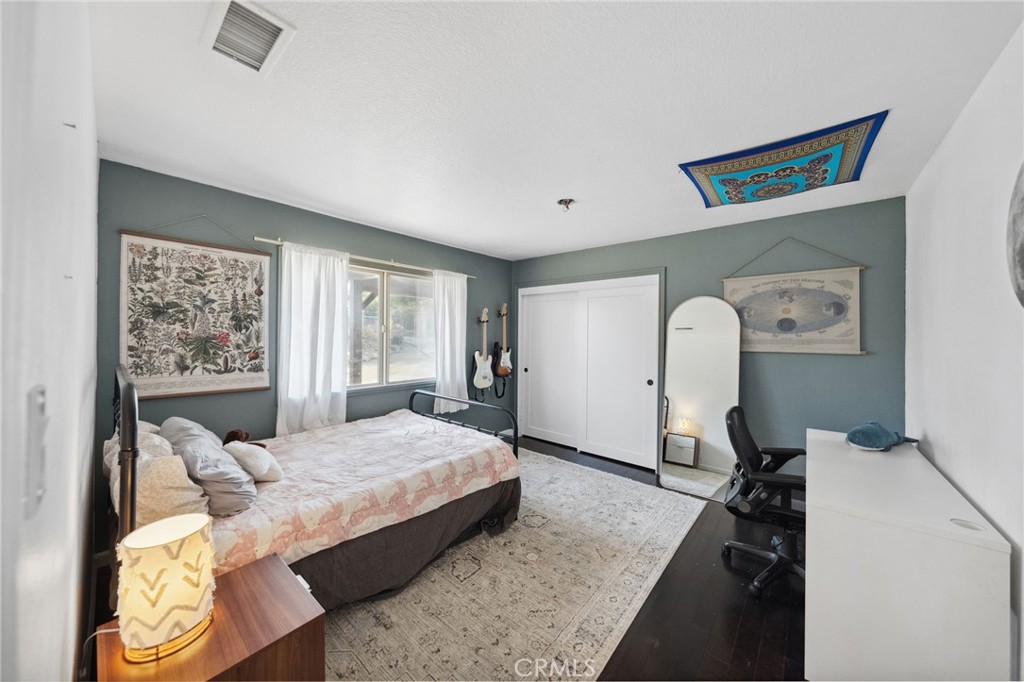 44310 Calle Bernardo