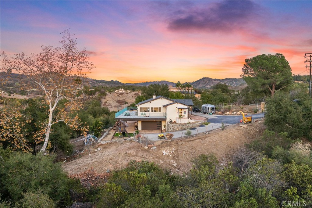 44310 Calle Bernardo