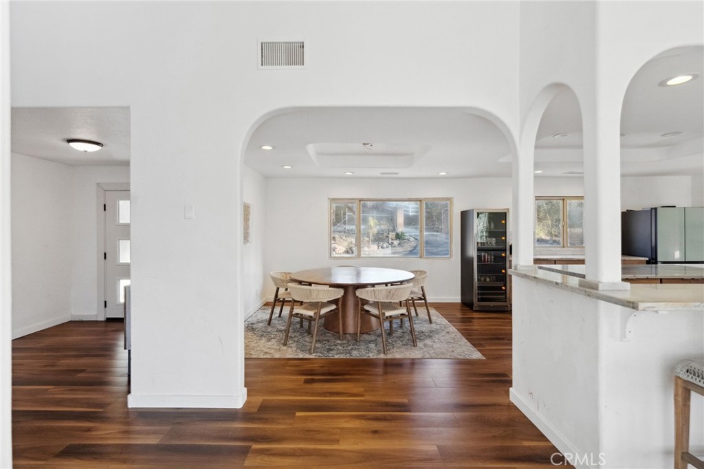 44310 Calle Bernardo